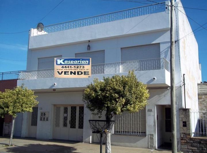 PH · 140m² · 4 Ambientes · 1 Cochera