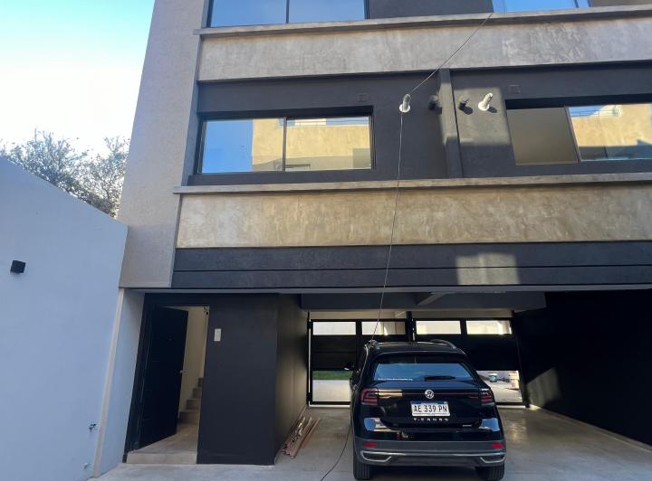 PH · 126m² · 4 Ambientes · 2 Cocheras