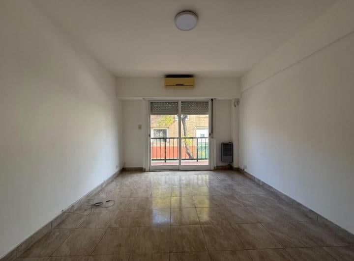 Departamento · 40m² · 2 Ambientes · 1 Cochera