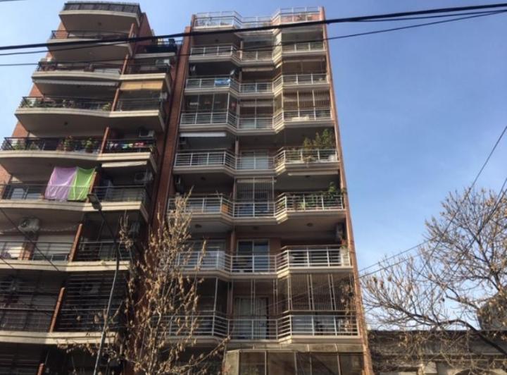Departamento · 42m² · 2 Ambientes · 1 Cochera