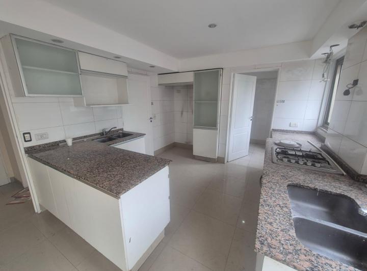 Departamento · 133m² · 4 Ambientes · 1 Cochera