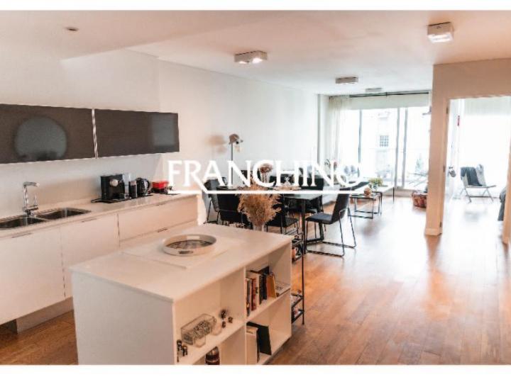 Departamento · 80m² · 2 Ambientes · 1 Cochera