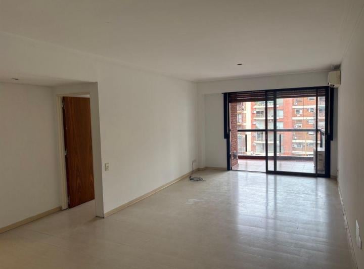 Departamento · 70m² · 2 Ambientes · 1 Cochera