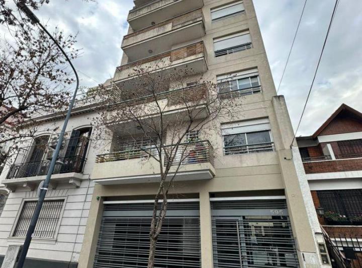 Departamento · 38m² · 2 Ambientes · 1 Cochera