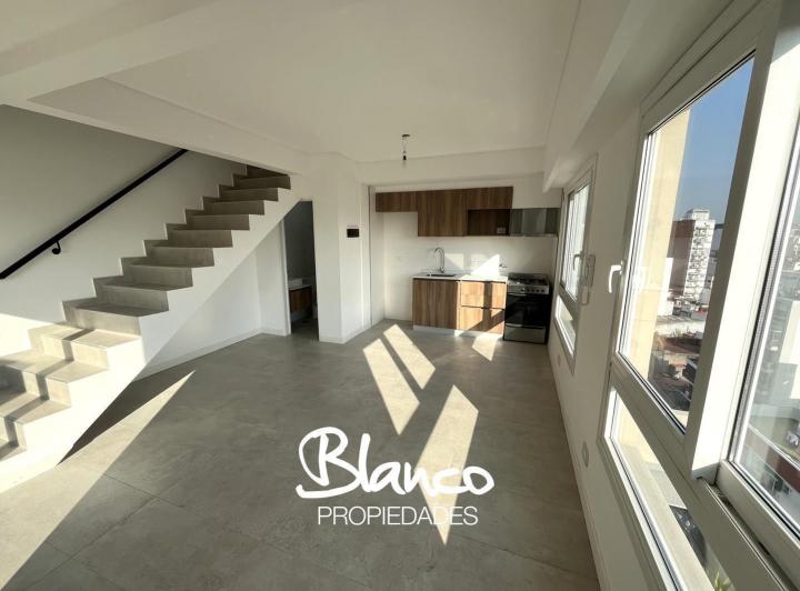 Departamento · 56m² · 2 Ambientes · 1 Cochera
