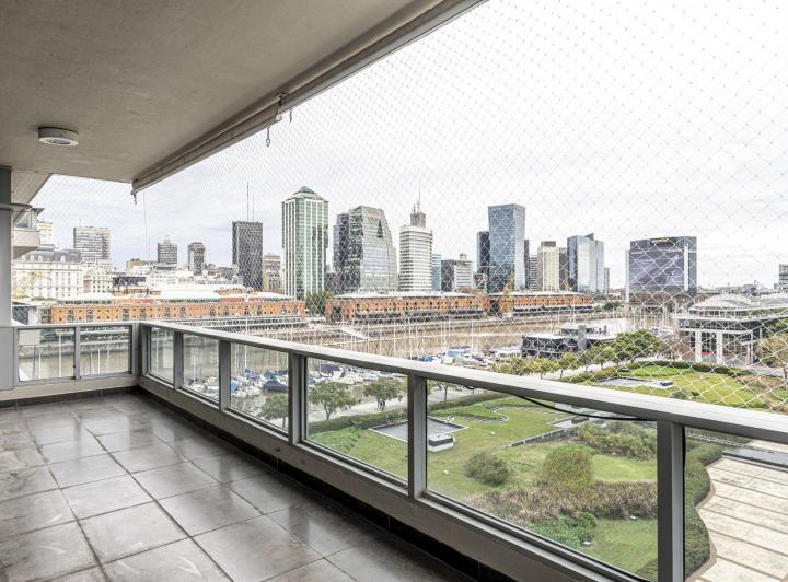 Departamento · 228m² · 4 Ambientes · 3 Cocheras