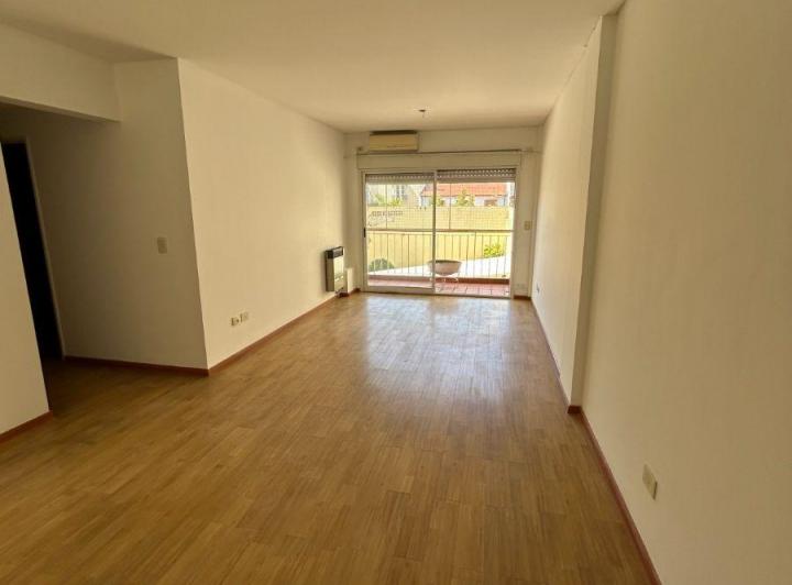 Departamento · 75m² · 3 Ambientes · 1 Cochera