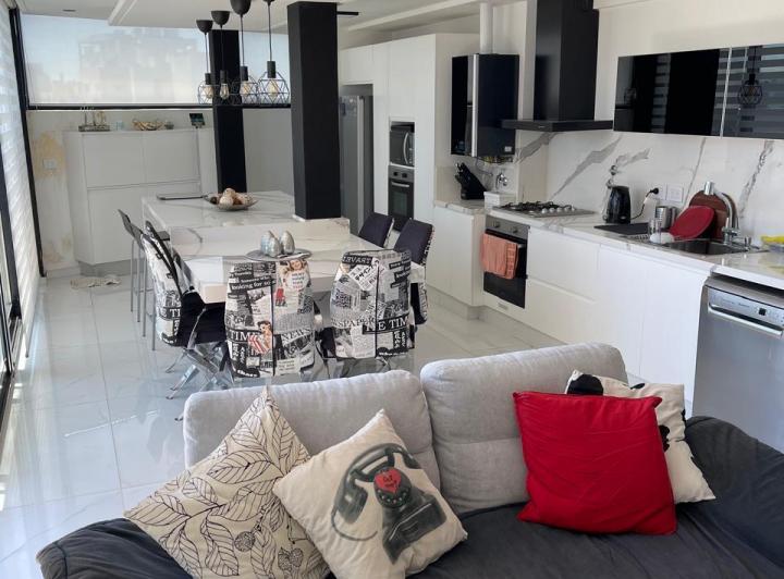Departamento · 167m² · 3 Ambientes · 2 Cocheras