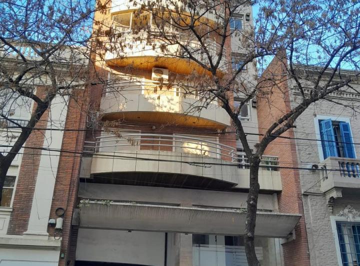 Departamento · 82m² · 3 Ambientes · 2 Cocheras