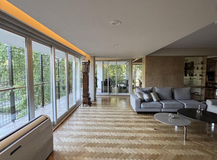 Departamento · 200m² · 3 Ambientes · 2 Cocheras