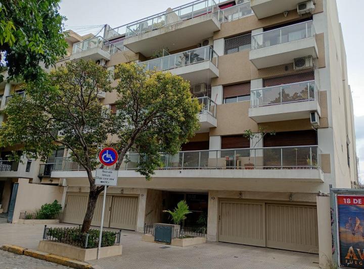 Departamento · 96m² · 4 Ambientes · 1 Cochera