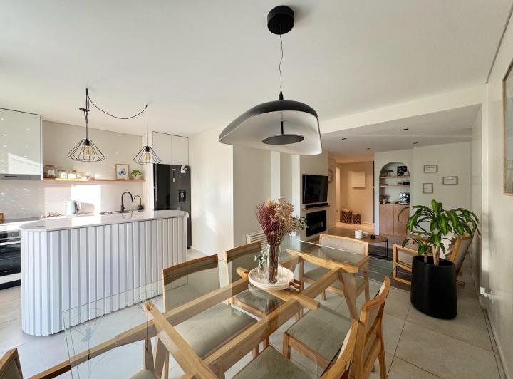 Departamento · 80m² · 3 Ambientes · 2 Cocheras