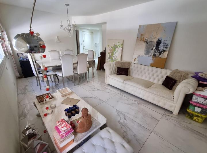 Departamento · 80m² · 3 Ambientes · 1 Cochera