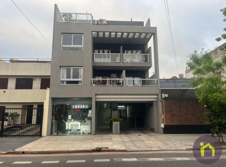 Departamento · 207m² · 3 Ambientes · 1 Cochera