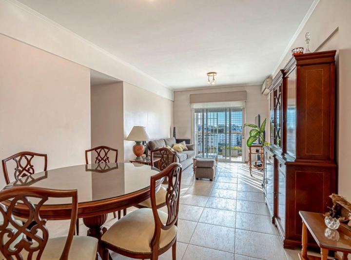 Departamento · 68m² · 3 Ambientes · 1 Cochera