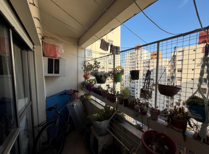 Departamento · 76m² · 4 Ambientes · 1 Cochera