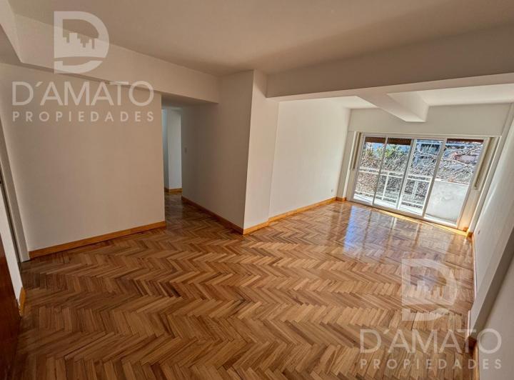 Departamento · 84m² · 4 Ambientes · 1 Cochera