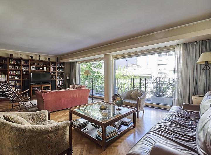Departamento · 205m² · 4 Ambientes · 1 Cochera