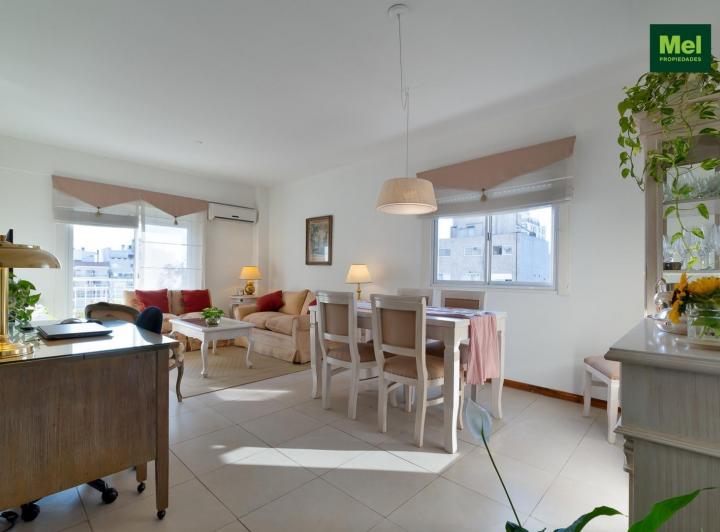 Departamento · 72m² · 4 Ambientes · 1 Cochera