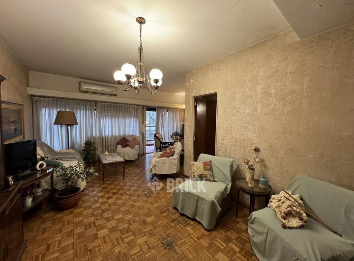 Departamento · 79m² · 4 Ambientes · 1 Cochera