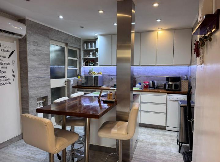 Departamento · 87m² · 4 Ambientes · 1 Cochera