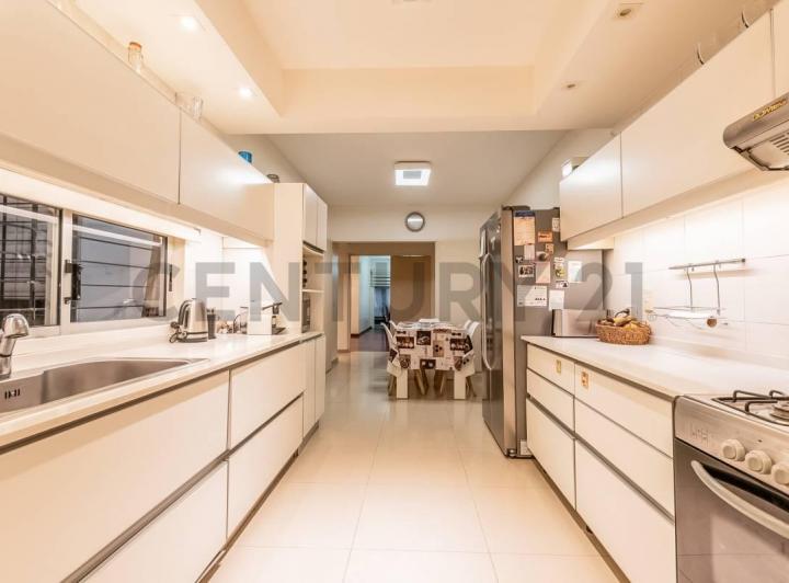 Departamento · 130m² · 4 Ambientes · 1 Cochera