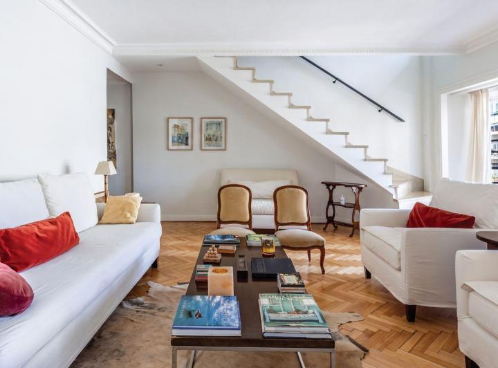 Departamento · 219m² · 7 Ambientes · 1 Cochera