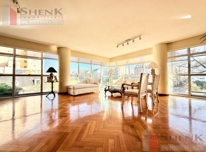 Departamento · 235m² · 4 Ambientes · 2 Cocheras