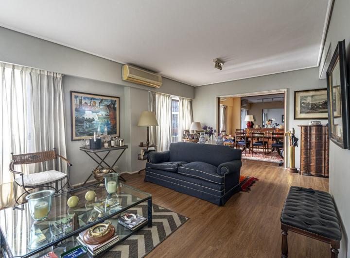 Departamento · 187m² · 5 Ambientes · 1 Cochera