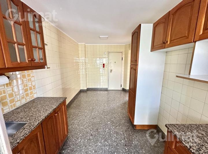 Departamento · 76m² · 4 Ambientes · 1 Cochera