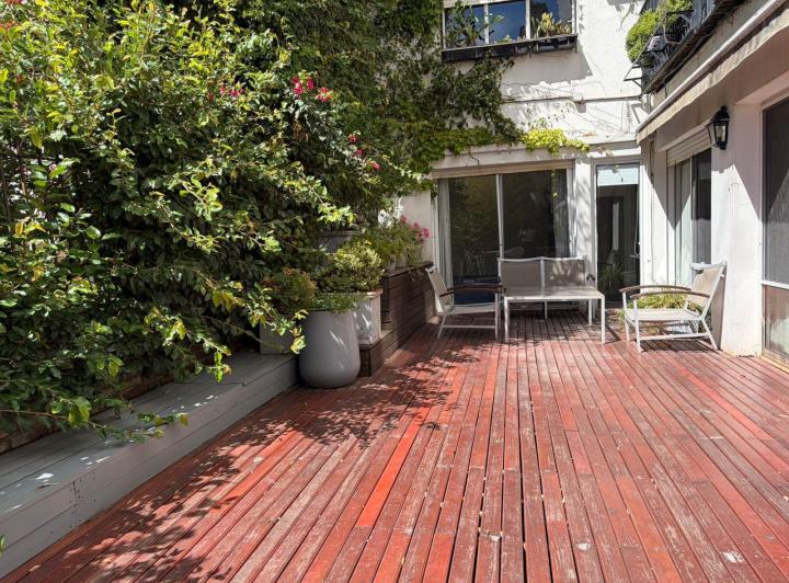 Departamento · 177m² · 6 Ambientes · 1 Cochera