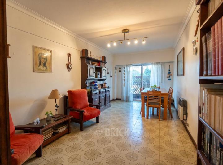 Departamento · 88m² · 4 Ambientes · 1 Cochera