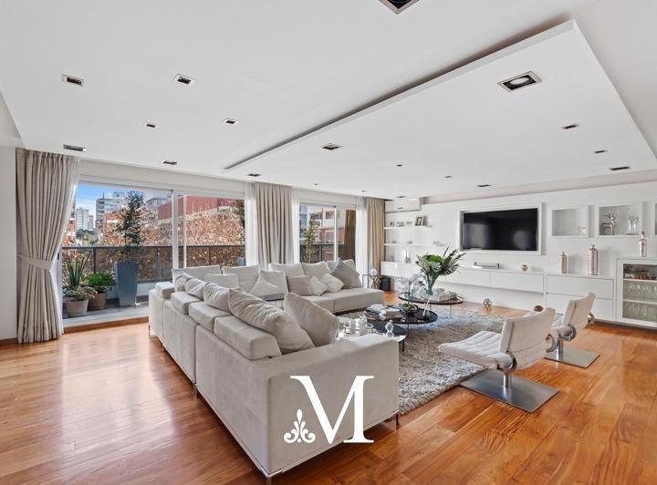 Departamento · 335m² · 6 Ambientes · 2 Cocheras