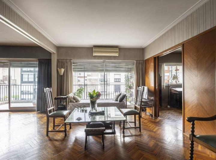 Departamento · 192m² · 6 Ambientes · 1 Cochera