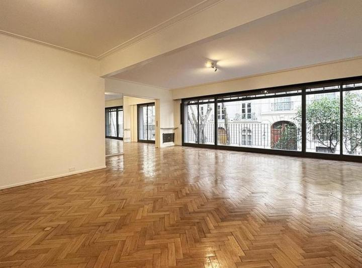 Departamento · 135m² · 4 Ambientes · 1 Cochera