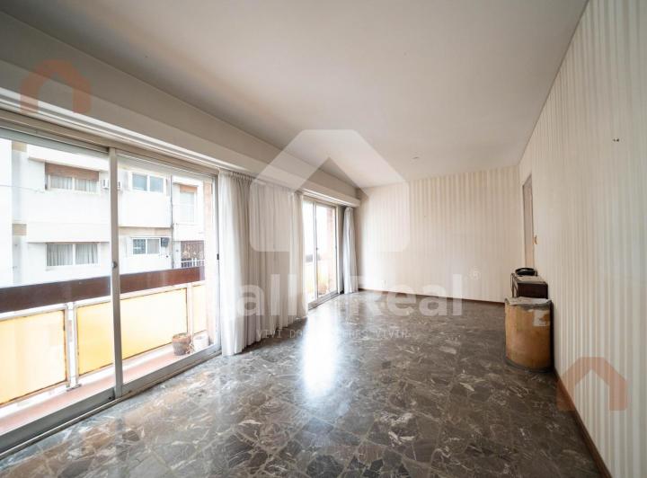 Departamento · 84m² · 4 Ambientes · 1 Cochera