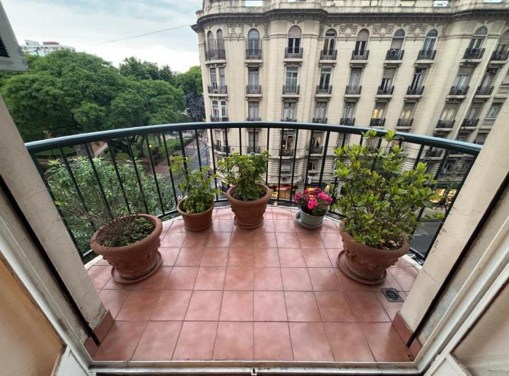 Departamento · 180m² · 4 Ambientes