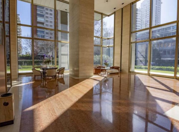 Departamento · 400m² · 6 Ambientes · 3 Cocheras