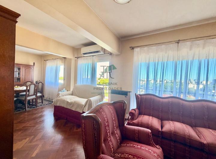 Departamento · 130m² · 4 Ambientes · 1 Cochera