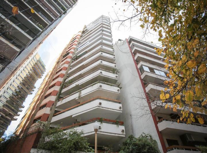 Departamento · 156m² · 4 Ambientes · 1 Cochera