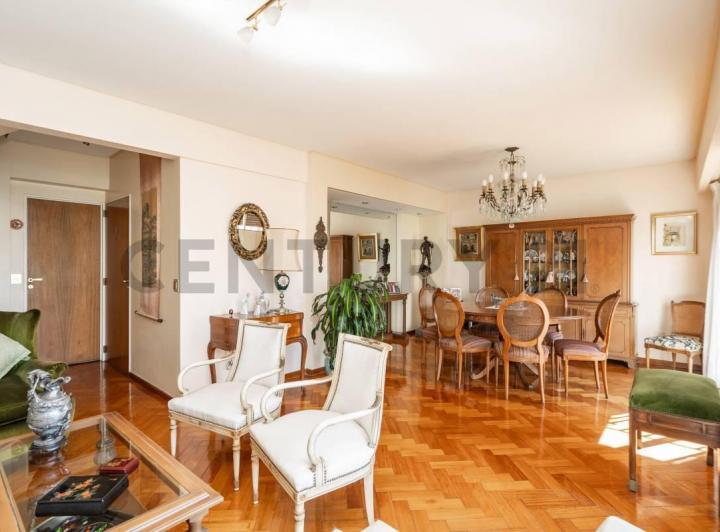 Departamento · 247m² · 5 Ambientes · 1 Cochera