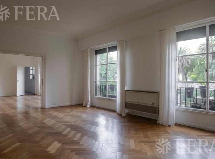 Departamento · 372m² · 5 Ambientes · 1 Cochera