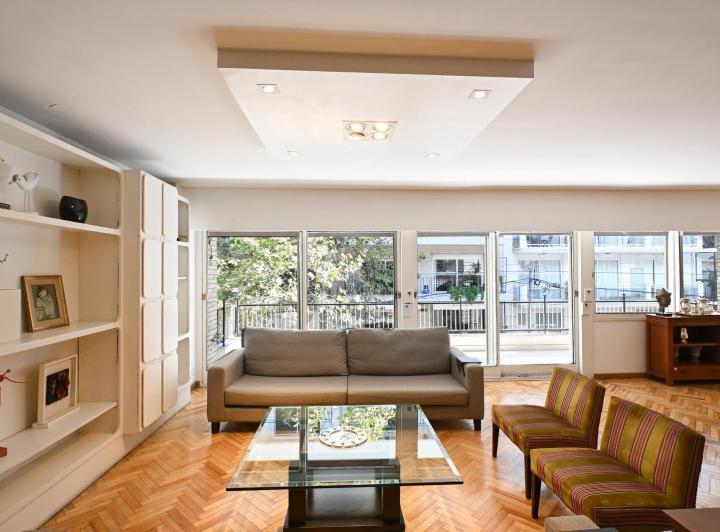 Departamento · 177m² · 4 Ambientes · 1 Cochera