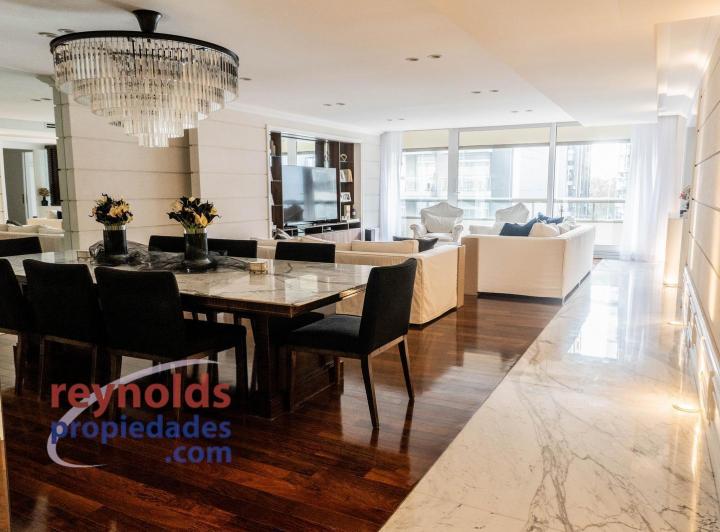 Departamento · 236m² · 5 Ambientes · 2 Cocheras