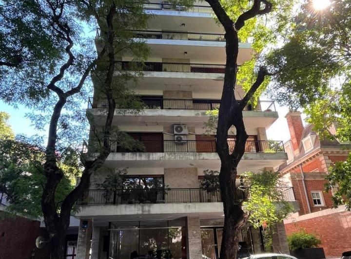 Departamento · 338m² · 5 Dormitorios · 2 Cocheras