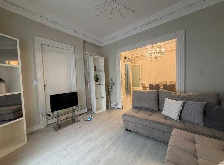Departamento · 79m² · 6 Ambientes