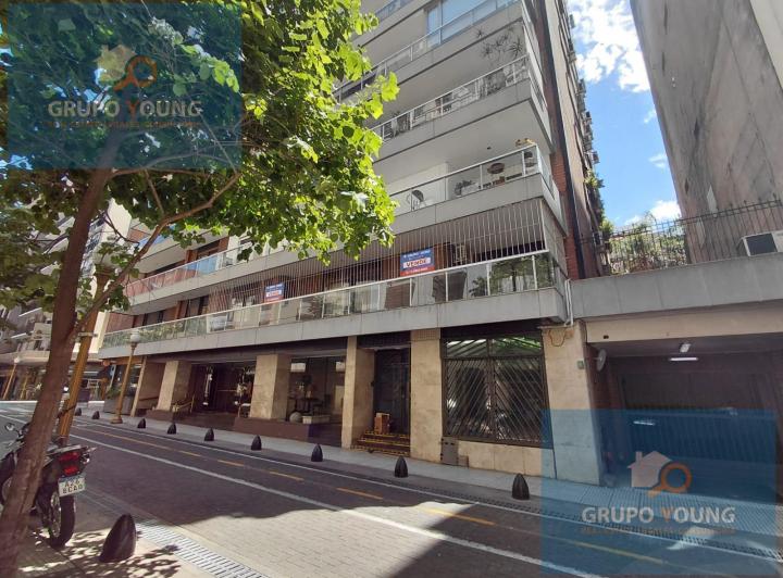 Departamento · 210m² · 6 Ambientes · 1 Cochera