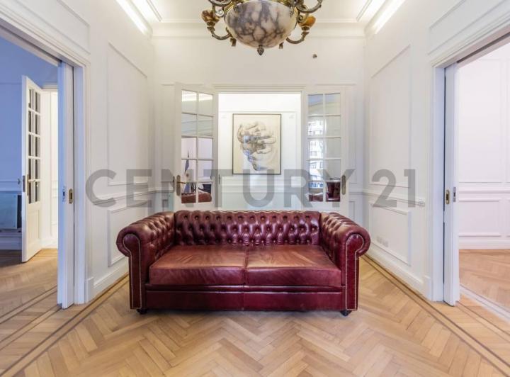 Departamento · 180m² · 5 Ambientes
