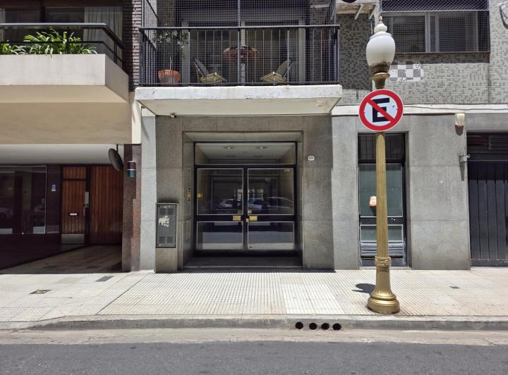 Departamento · 189m² · 6 Ambientes · 1 Cochera