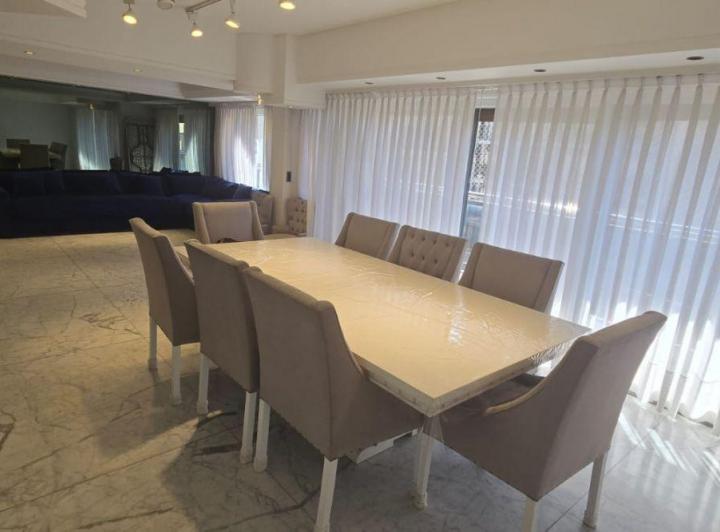 Departamento · 202m² · 5 Ambientes · 1 Cochera